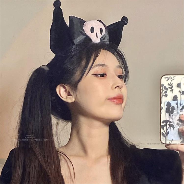 Băng Đô Nơ Lông Nhung Kuromi Làm Phụ Kiện Chụp Ảnh Halloween Dễ Phối Đồ
