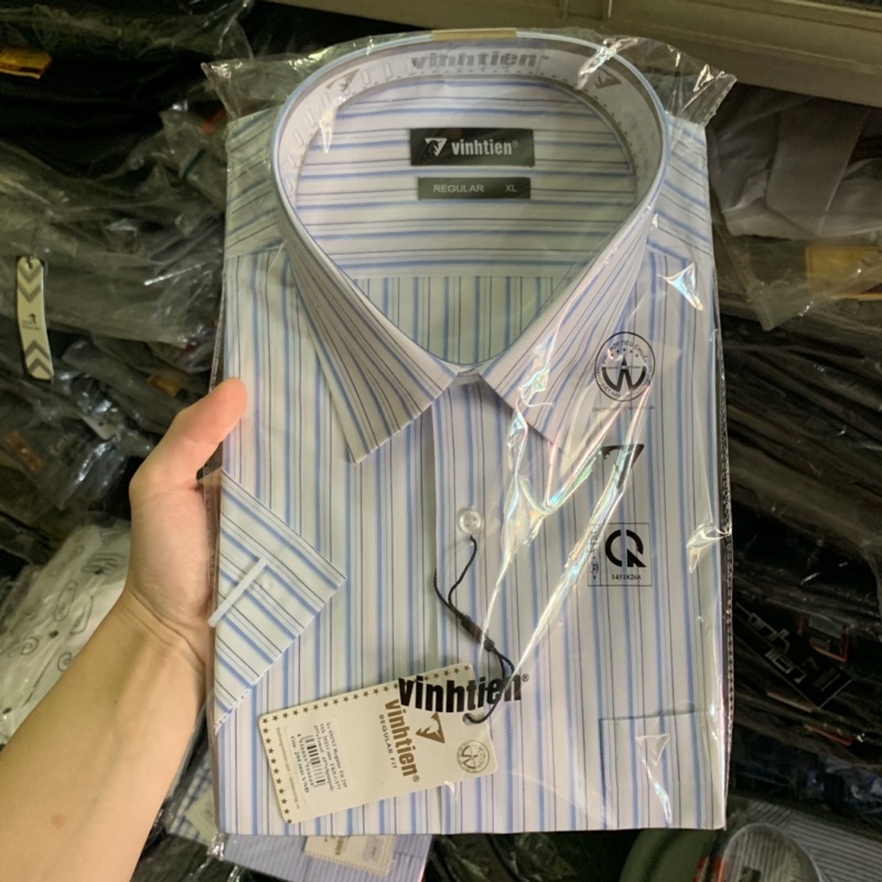 Áo Sơ Mi Nam Cộc Tay Vĩnh Tiến Vạt Ngang Dáng Regular