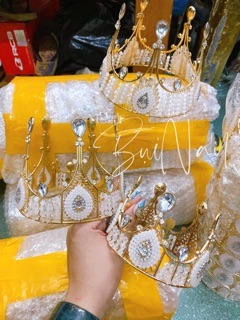VƯƠNG NIỆM CHỤP MẪU