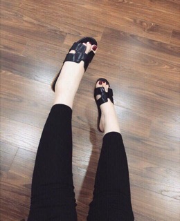 Dép chữ H đen