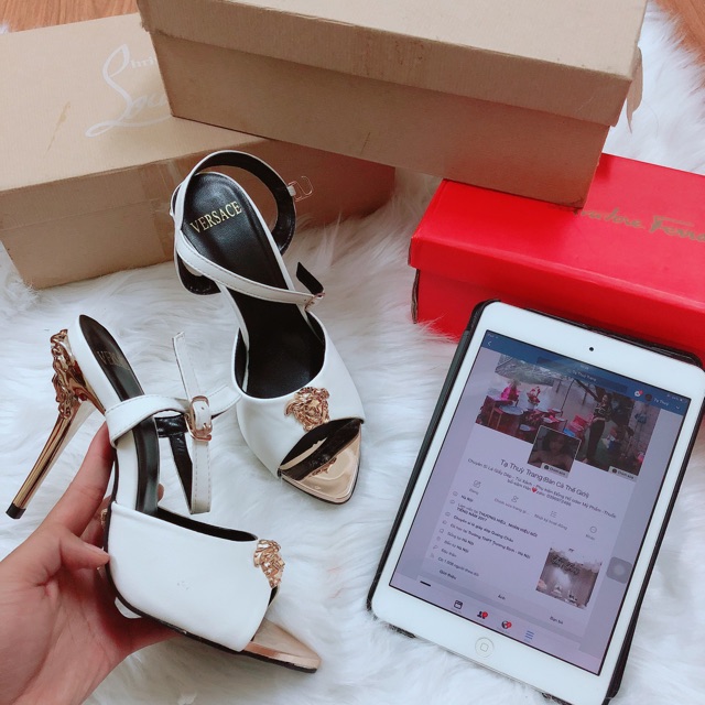 Vesar - còn lẻ sz nên e sale nốt 200 hàng quảng châu full box . Các chị em nhanh tay ạ mỗi mẫu em còn 1-2 đôi thôii ❤️❤️