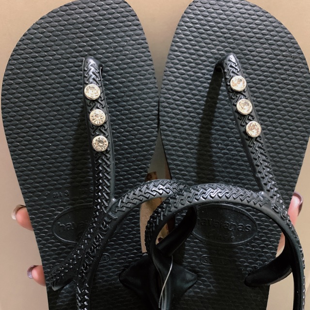 Sandal havaianas size 33/34 có sẵn
