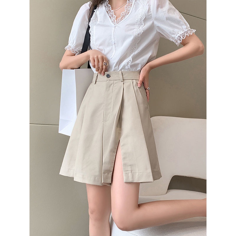 Split shorts women's loose 2022 summer new Korean fashion 100-pleated skirt five-cent suit pants casual pants