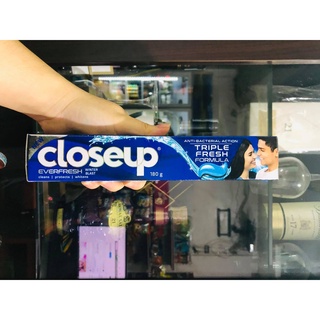 Kem đánh răng Closeup Thơm Mát Bất Tận 180g