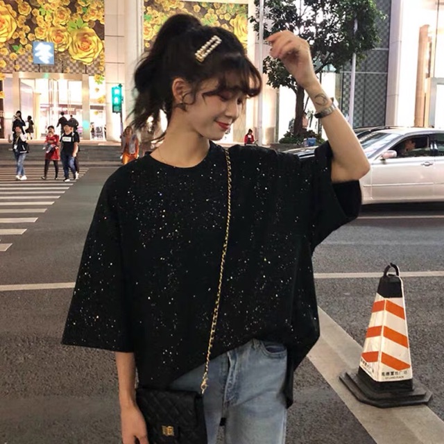 áo phông dáng rộng kim sa óng ánh ulzzang