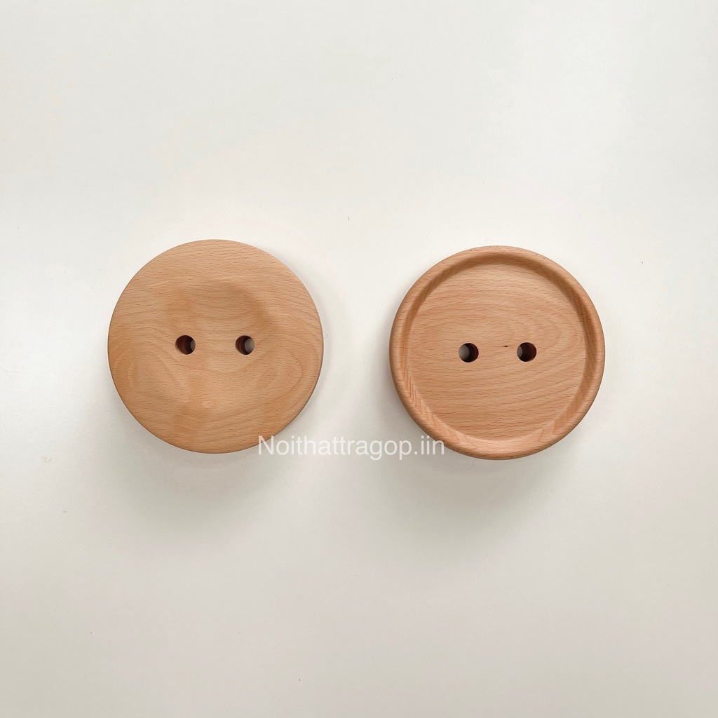 Nút gỗ treo tường