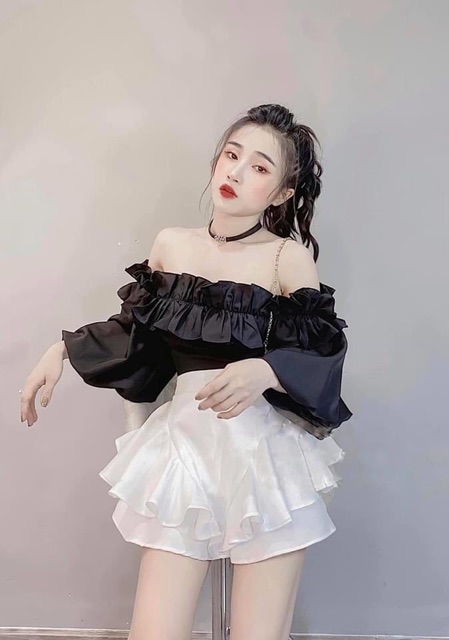 Áo bệt vai nhún bèo