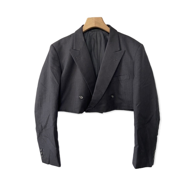 Áo blazer croptop 2hand (ảnh shop chụp 100%)-NT hoặc XEM MẪU TẠI INS(tiem1999.2hand) | BigBuy360 - bigbuy360.vn