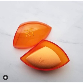 Mút tán nền Real Techniques