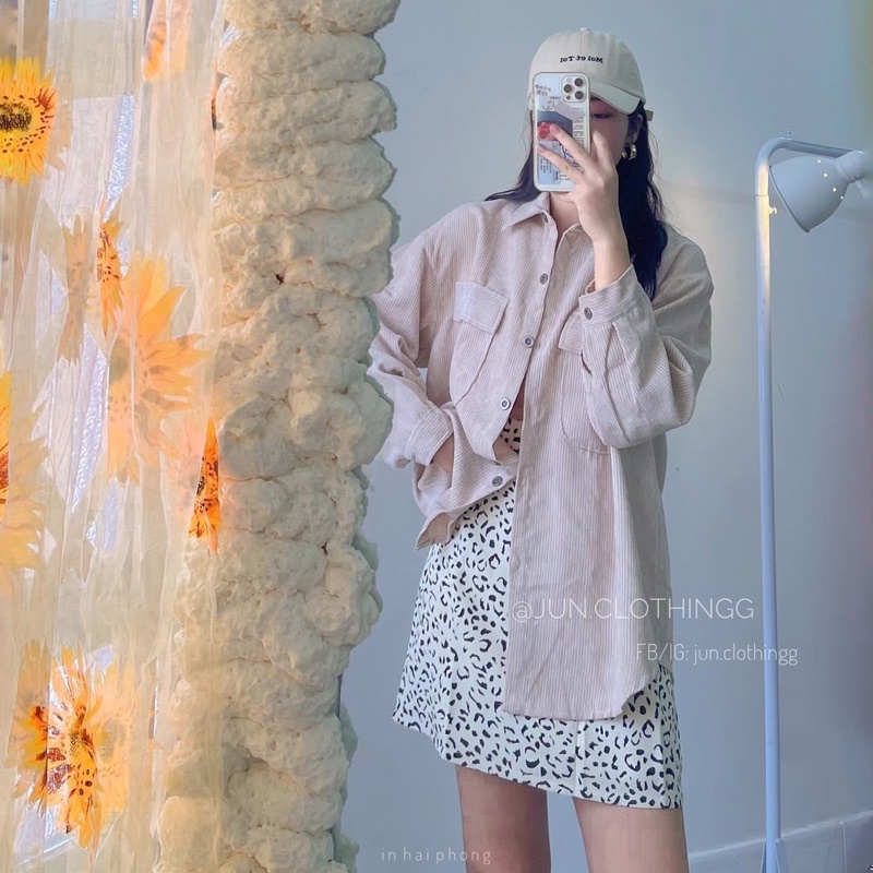 Áo khoác nhẹ dáng sơmi nhung gân gài nút unisex ulzzang nam nữ