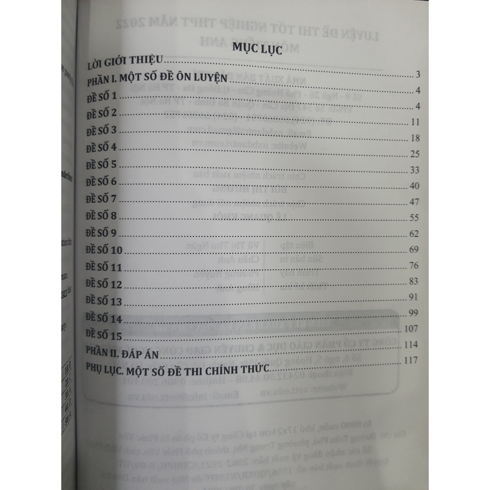 Sách - Luyện đề thi tốt nghiệp THPT năm 2022 môn Tiếng Anh