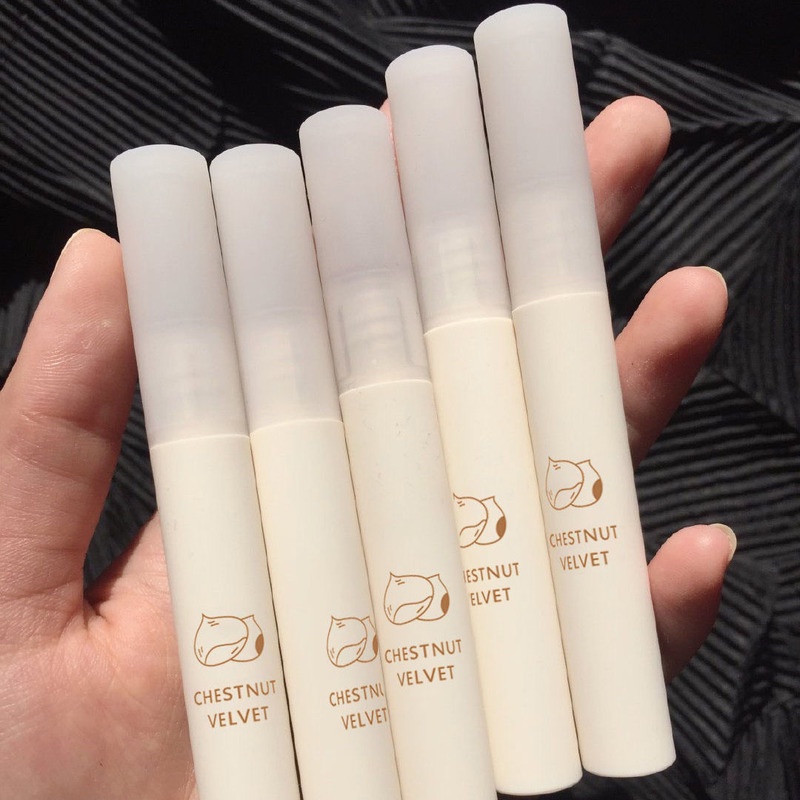 [Hàng mới về] Son môi nhung lì chống nước không dính cốc cho lớp trang điểm thời trang