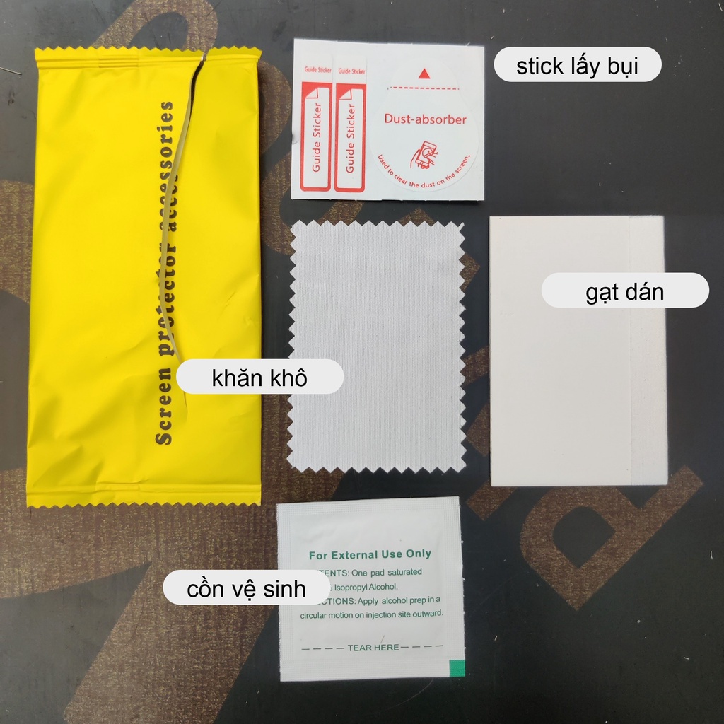 Bộ khăn lau , miếng gạt dán skin điện thoại tiện dụng