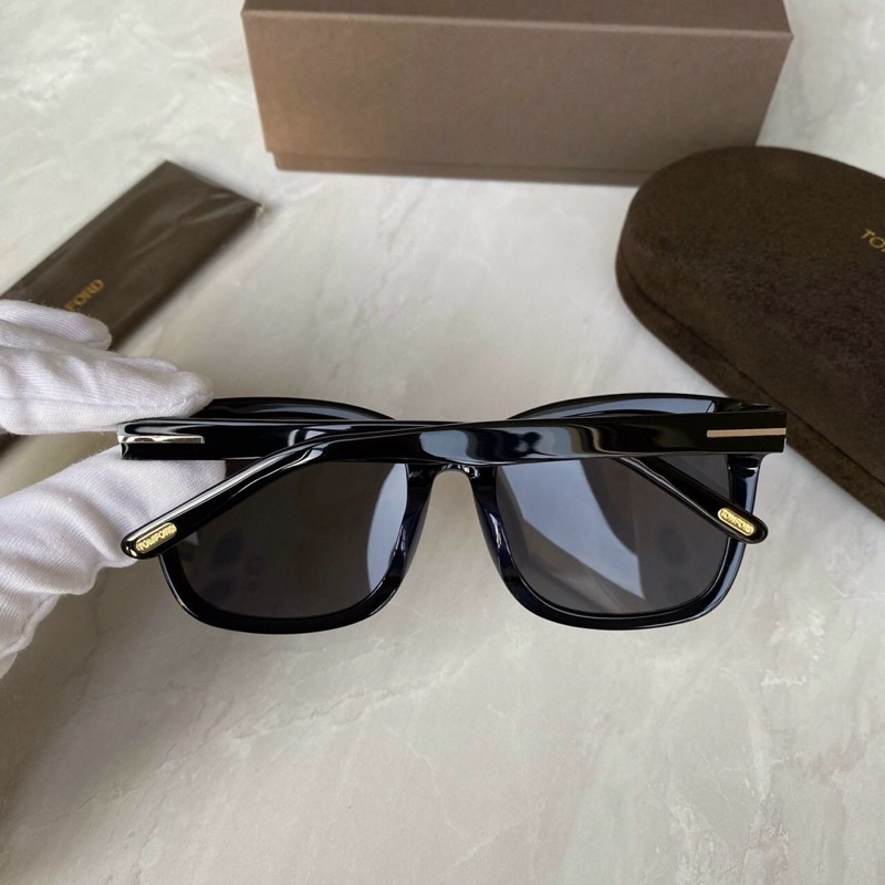 Mắt Kính Toom ford