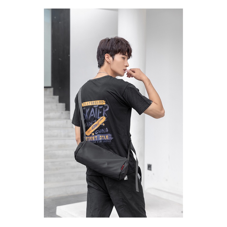 Túi đeo chéo dáng tròn chống thấm nước thiết kế mới thời trang theo phong cách hip hop dành cho nam