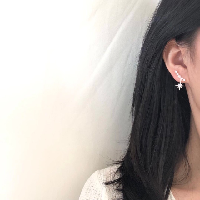 Khuyên tai tim trơn ôm vành tim sao băng bạc ta
