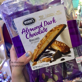 Bánh Mì Sấy Almond Vị Chocolate Đang