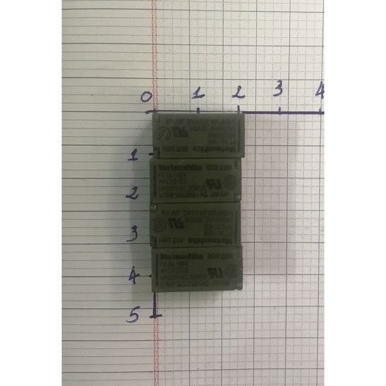 Relay / Rơle / Rờ le / Matsushita PC1a-18V APC33165 /18V DC / 4 Chân /5A
