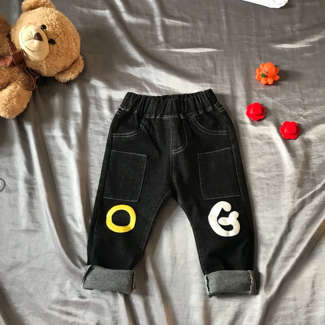 Quần jean bé trai