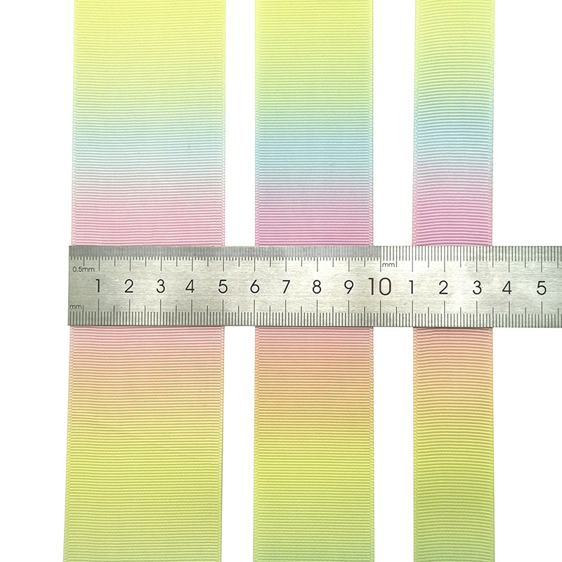 Cuộn dây ruy băng trang trí 25 / 38mm màu cầu vồng dài 10m