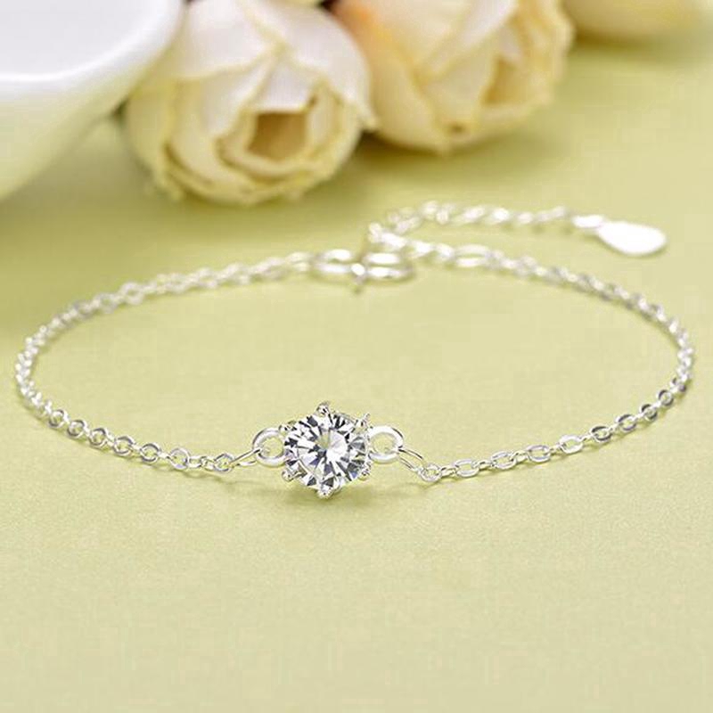 Vòng tay đính pha lê hình lục giác màu bạc chỉnh được kiểu Hàn | BigBuy360 - bigbuy360.vn