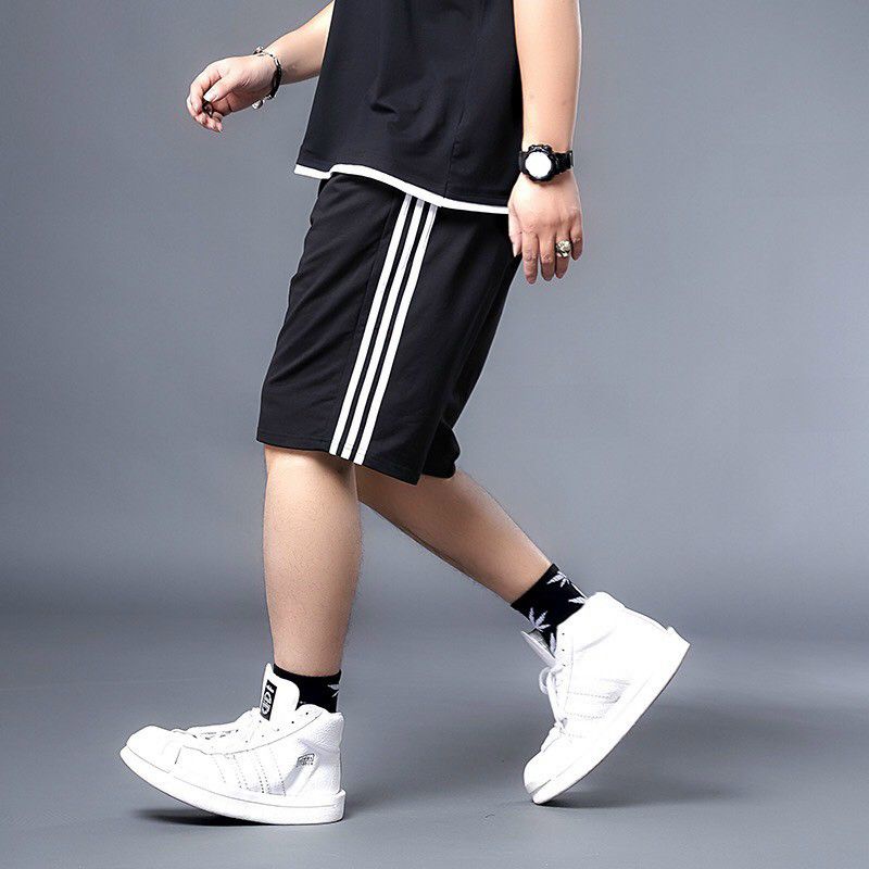 Có bigsize - Quần short thể thao viền 3 sọc màu đen