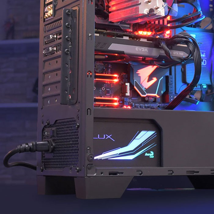 Nguồn AeroCool Lux RGB 550W ( 80 Plus Bronze/Màu Đen/Led RGB Sống Động)