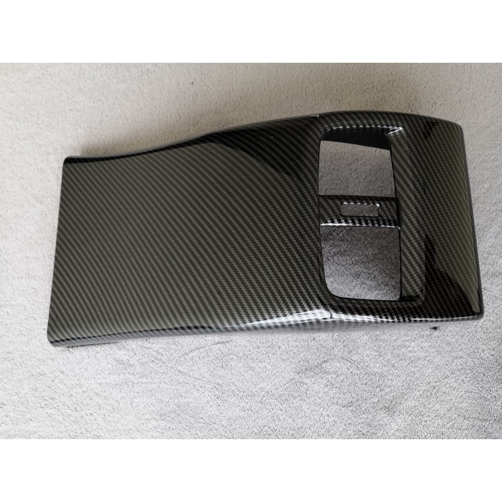 [Ảnh thật] Ốp Miệng gió điều hòa ghế sau carbon, ốp nội thất Toyota Corolla Cross 2020+