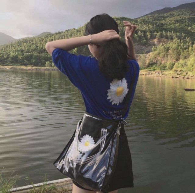 Áo thun tau lỡ % Clip thật % unisex in bông sau lưng siêu chất
