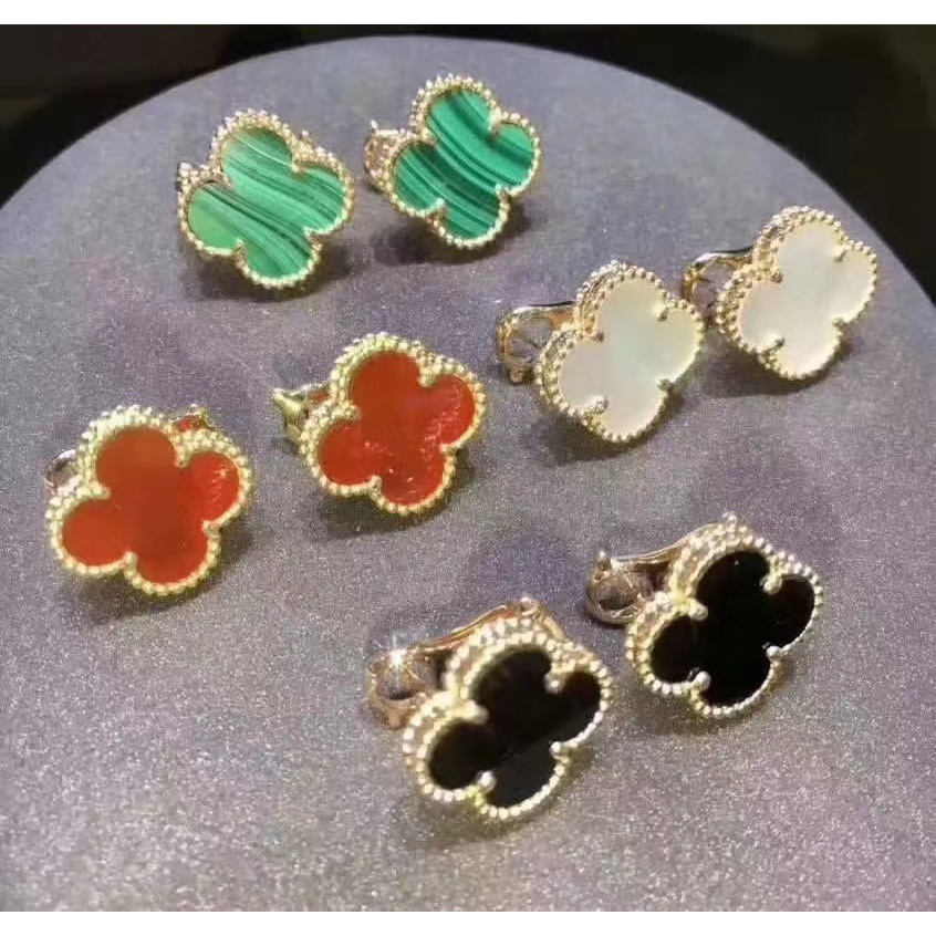 Đôi Khuyên Tai Hình Cỏ Bốn Lá Vỏ Sò