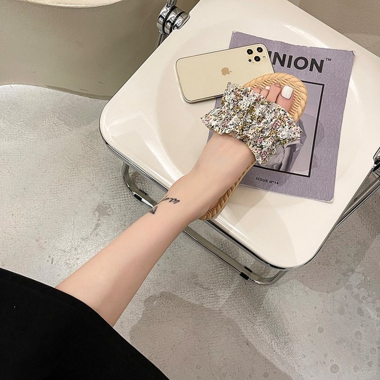 Dép Đế Bệt Mũi Tròn Đính Hoa Thời Trang Dành Cho Nữ | BigBuy360 - bigbuy360.vn