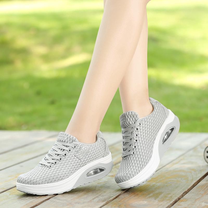 Giày Sneaker Chạy Bộ Nữ Thời Trang 2020