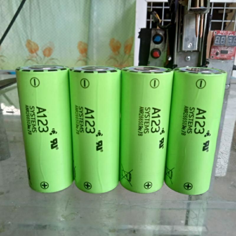 1 cell pin lithium lifepo 4 A123 mỹ 3,2v_2,5a max xả 200 CCA