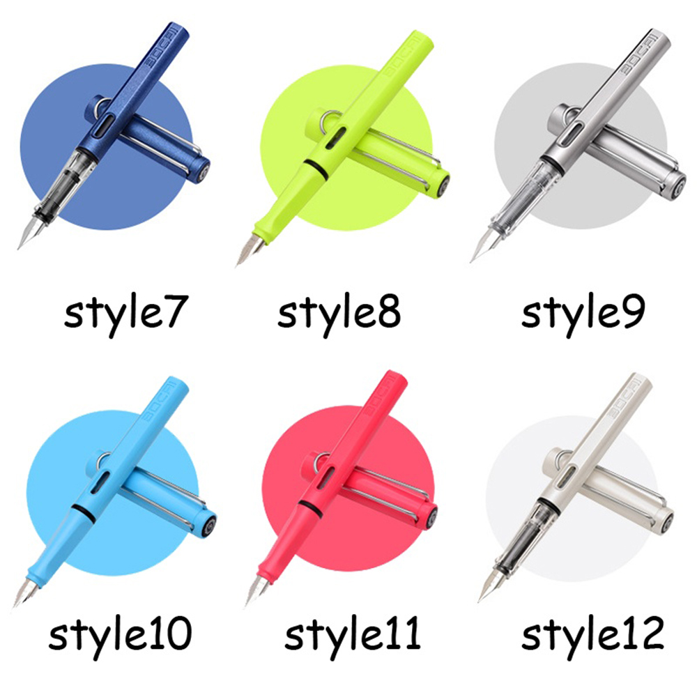 Bút máy mực đen với ngòi bút 0.38mm