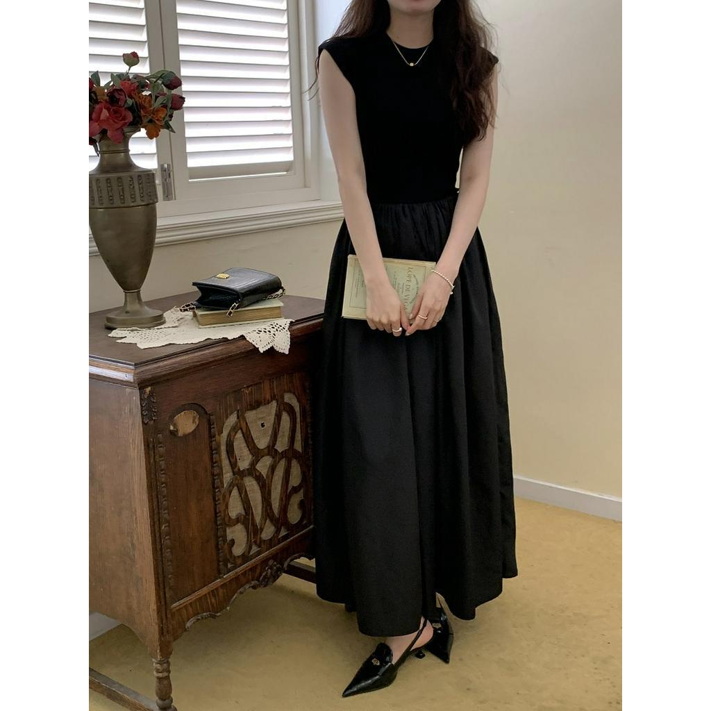 Đầm Sát Nách Cổ Tròn Màu Sắc Thanh Lịch 61599