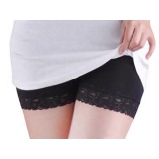 Quần lót mặc trong váy