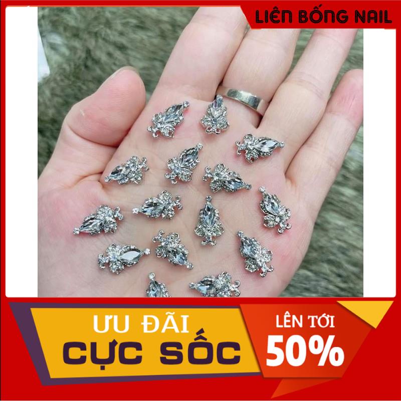 Charm nail - Charm chị ong nâu nâu nâu nâu