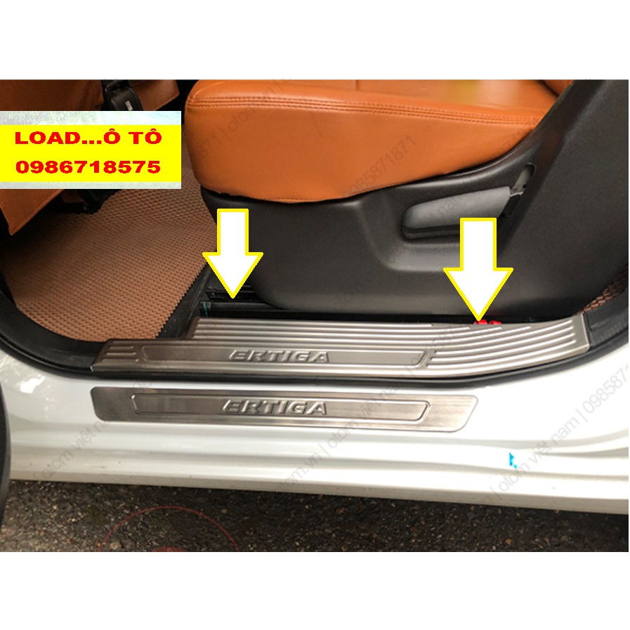 Ốp Bậc Cửa, Nẹp Bước chân trong, ngoài Xe Ertiga 2022-2019 Hàng Inox Cao Cấp