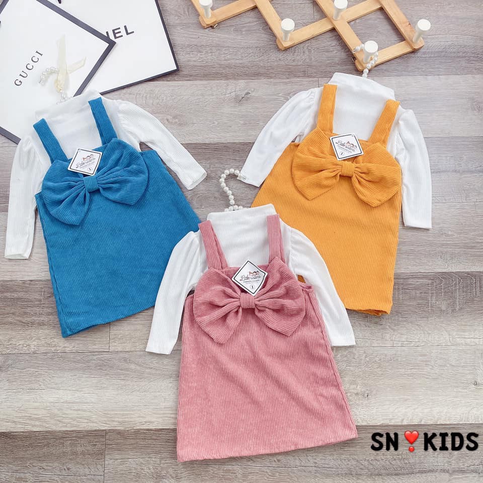 Bộ yếm nhung nơ xinh kèm áo tay bồng kute cho bé gái - BYNN