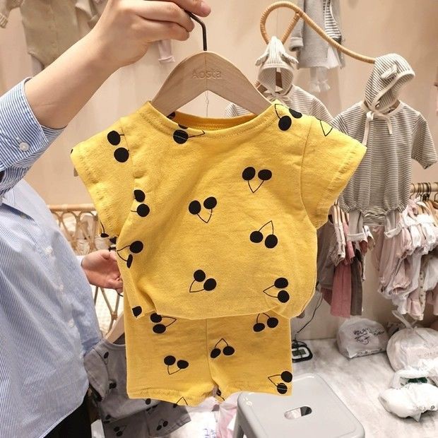 Set Áo Thun Ngắn Tay In Hình Quả Cherry Và Quần Short Thời Trang Mùa Hè Mới Cho Bé Gái