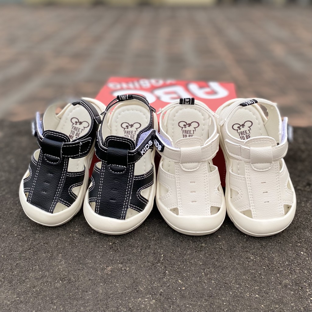 Giày Sandal Trẻ Em Bé Trai Xuân Hè Kín Mũi Chống Trơn Đế Mềm Baotou KIDS ( A628 )