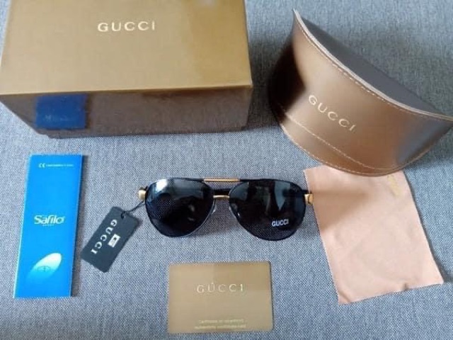 Kính nam đổi màu GC