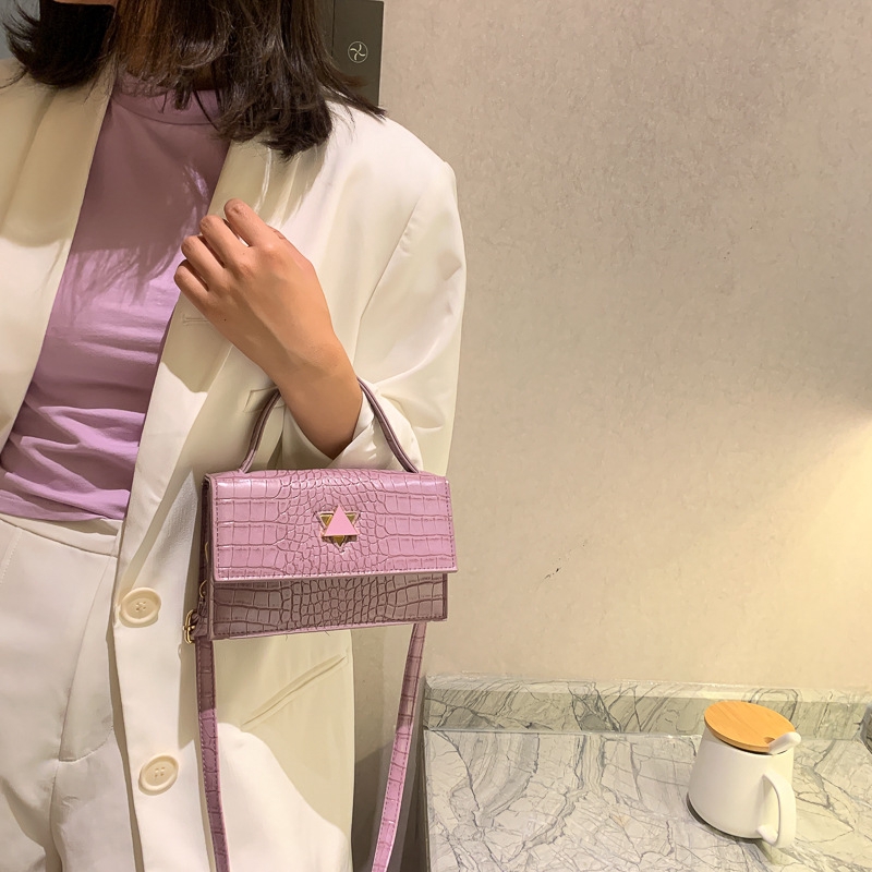 Túi đeo vai JASMIN NOIR họa tiết da cá sấu thời trang