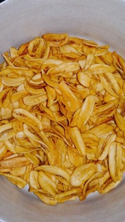 Chuối sấy giòn nhà làm