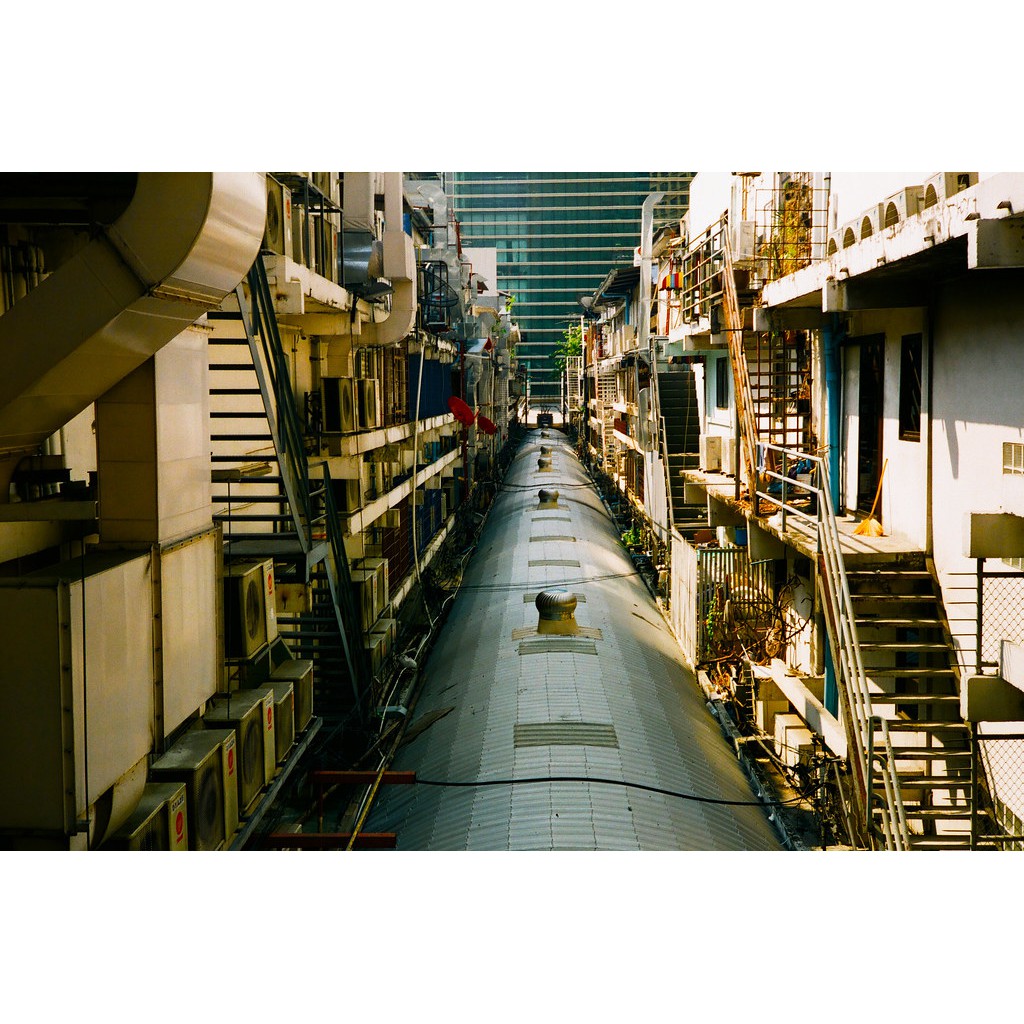 Fujicolor SUPERIA XTRA 400 36exp Date 06/2025  film 35mm loại hộp lẻ 1 hộp có 1 cuộn Single box