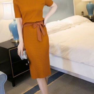 Váy liền dập ly