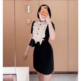 Váy cổ sơ mi xếp ly trắng