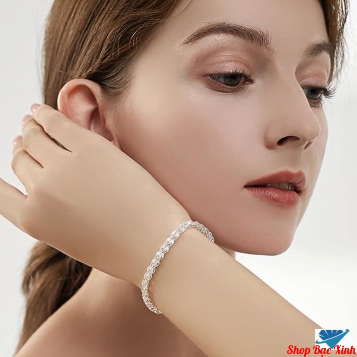 Lắc tay Phụng, lắc tay bạc ta