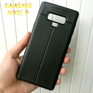 Ốp Lưng Samsung Note 9 Dẻo Giả Da Đen Chống Shock