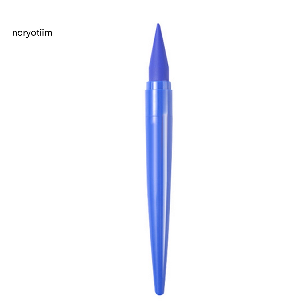 Bút kẻ mắt dạng lỏng chống thấm nước và mồ hôi lâu trôi không nhòe
 | BigBuy360 - bigbuy360.vn